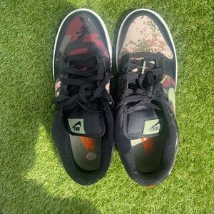 Dunk low black multi camo